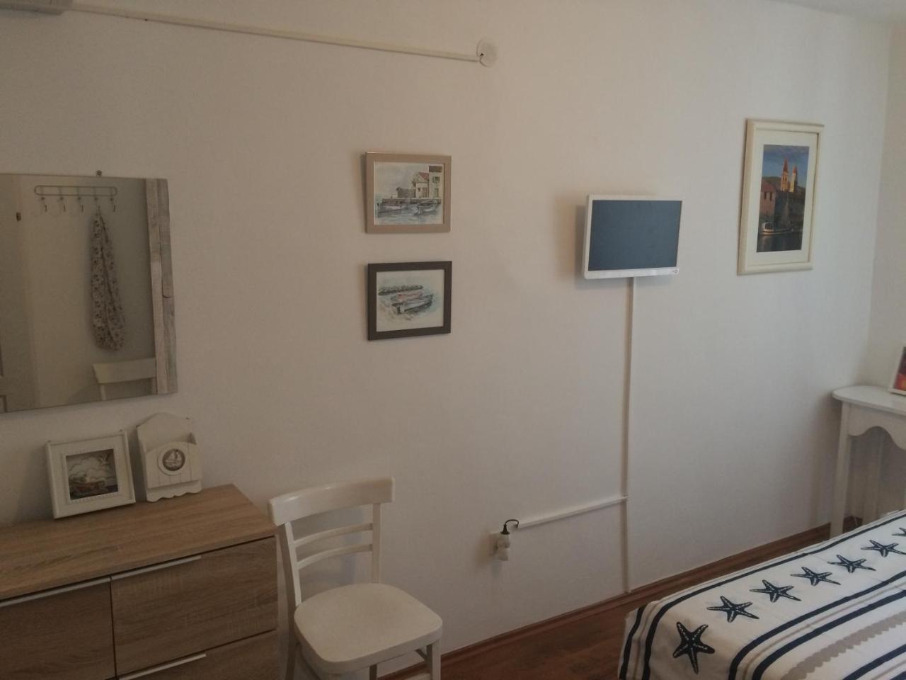 크레스 Family House In The Old Center 아파트 외부 사진