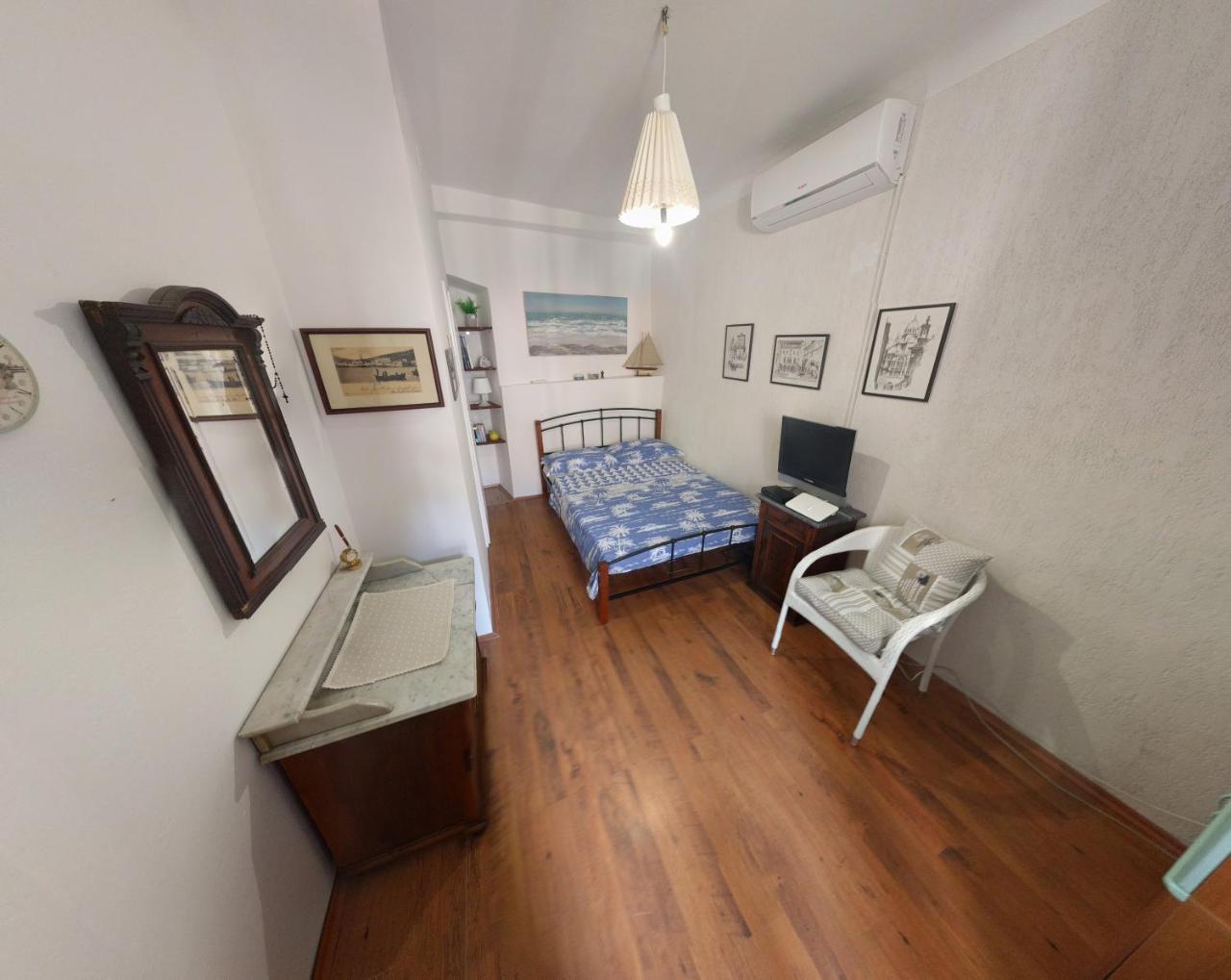 크레스 Family House In The Old Center 아파트 외부 사진
