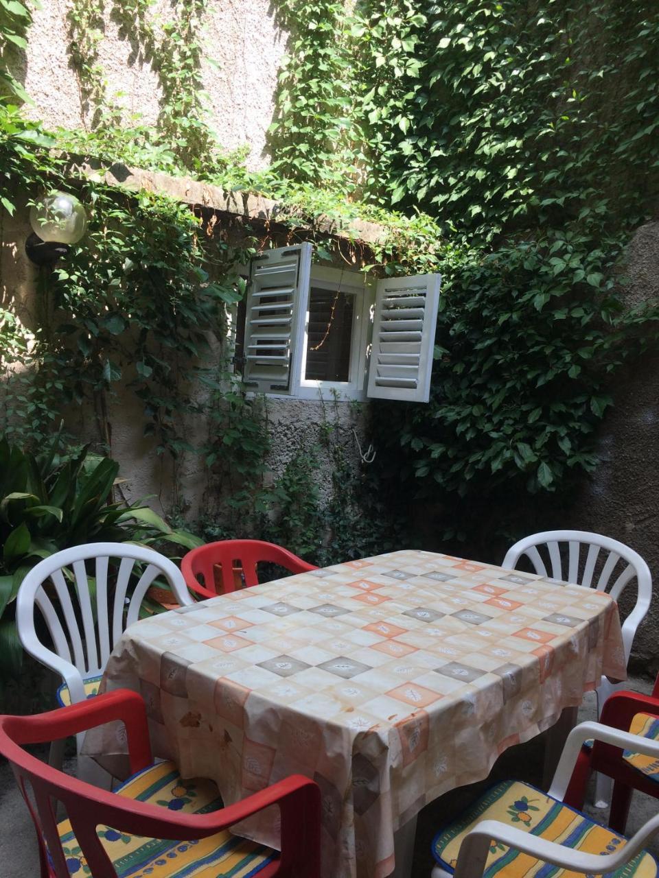 크레스 Family House In The Old Center 아파트 외부 사진